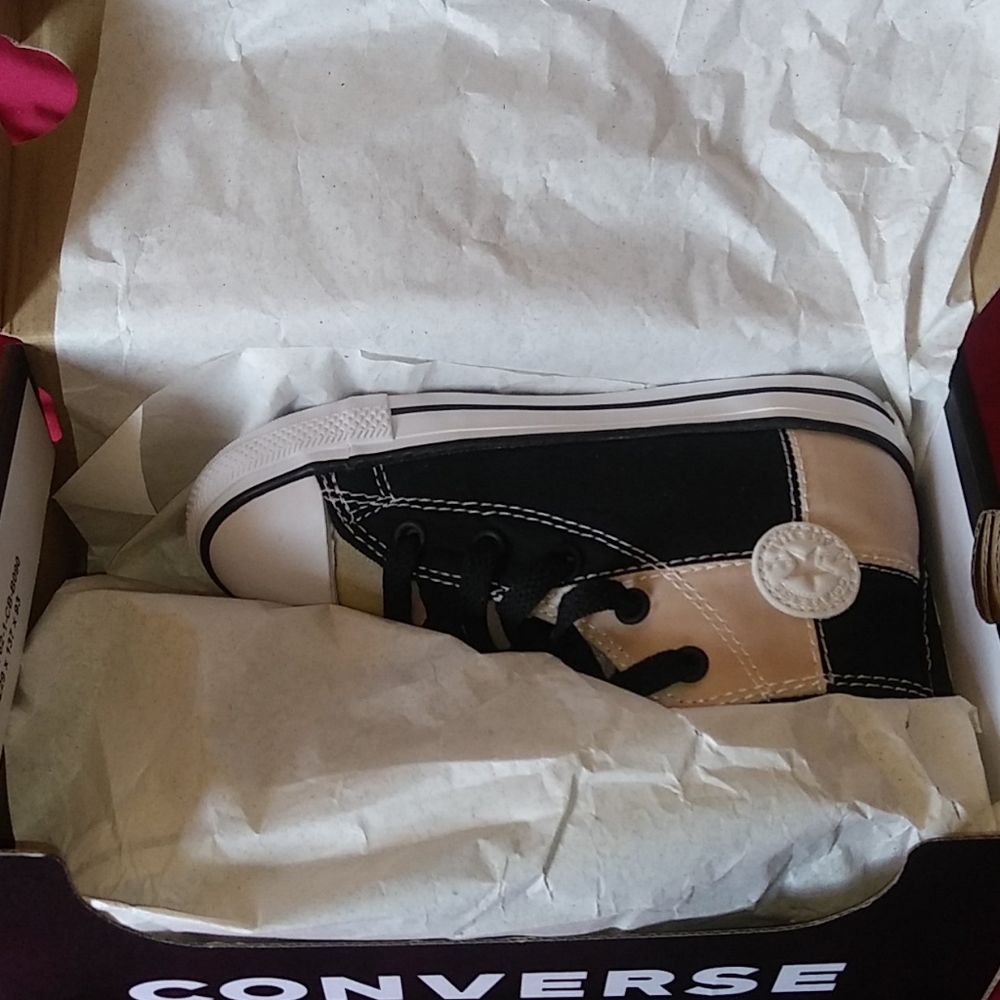 Toddler Converse All Star Hi Uv In Black/Magenta - Picture 11 of 16